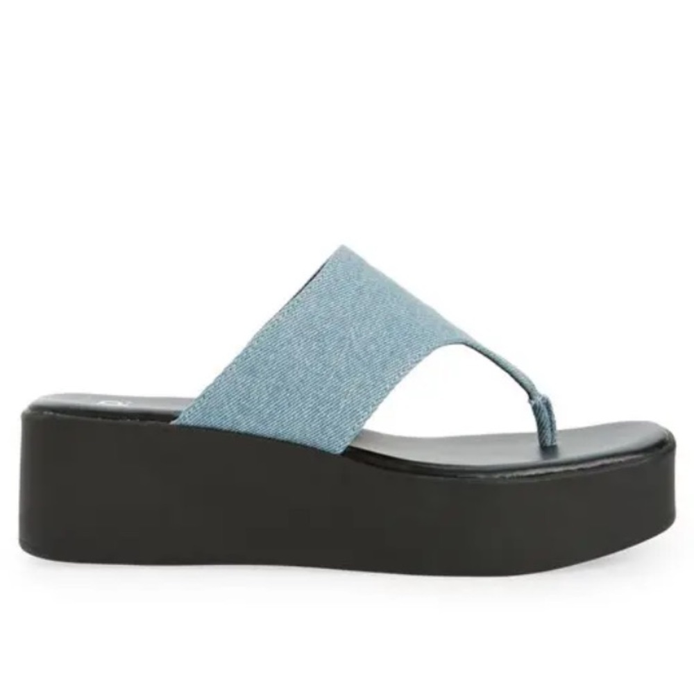 BP Timmie Platform Sandal in Fab Blue size 9 Nwob